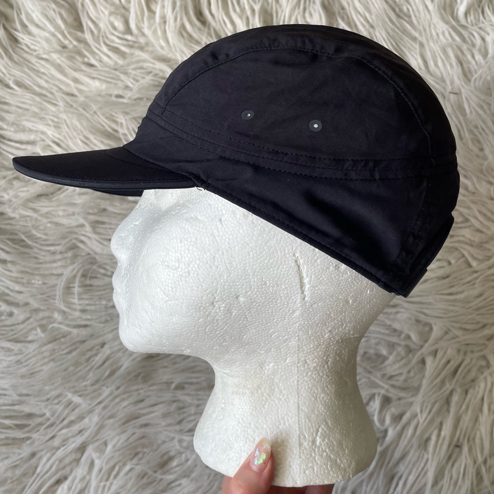 Lululemon Women’s Black Adjustable Buckle Polyester Spandex Baseball Cap Hat OS